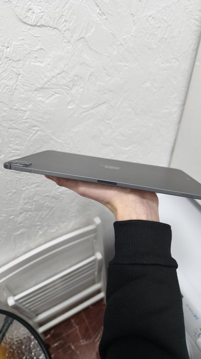 Apple iPad Pro 12.9″ (4-е поколение) LTE