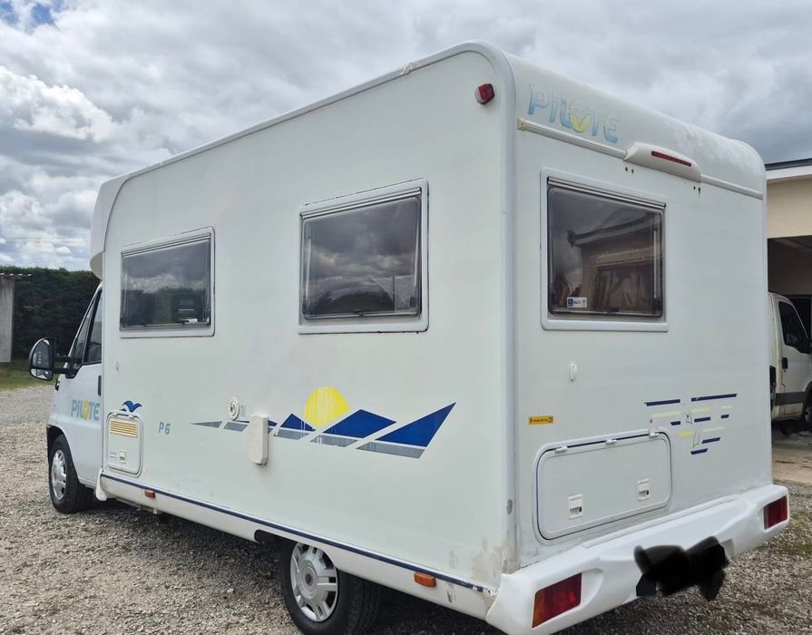 Vendo Autocaravana 2.8 idtd ano 2000