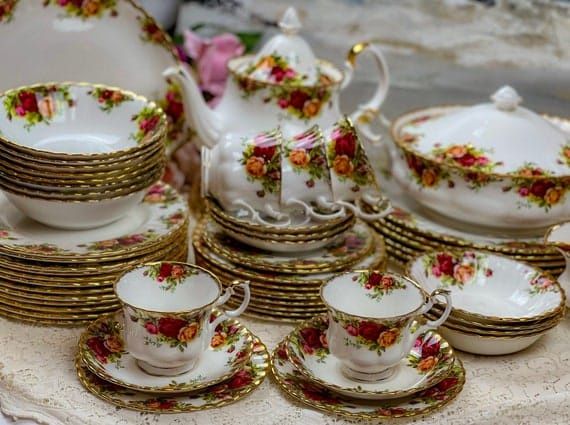 Serviços Royal Albert Old Country Roses - jantar, chá e café
