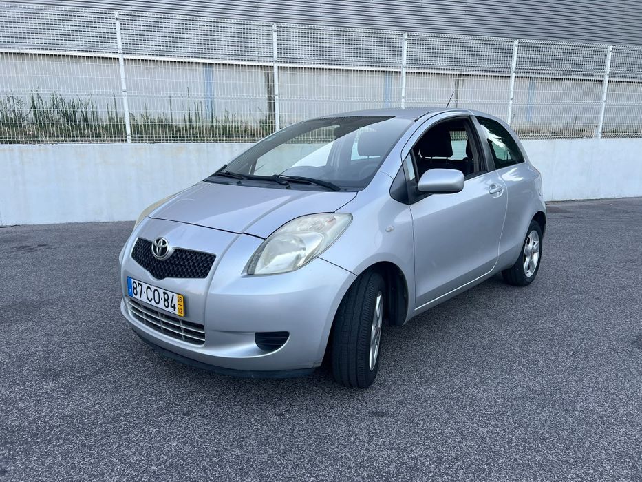 Toyota Yaris 1.0 Nacional — photo 2