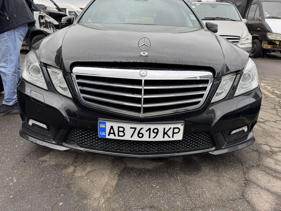 Морда в зборі W212 E class капот бампер AMG пакет фари крила 212