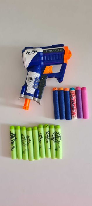 Pistola Nerf, como nova