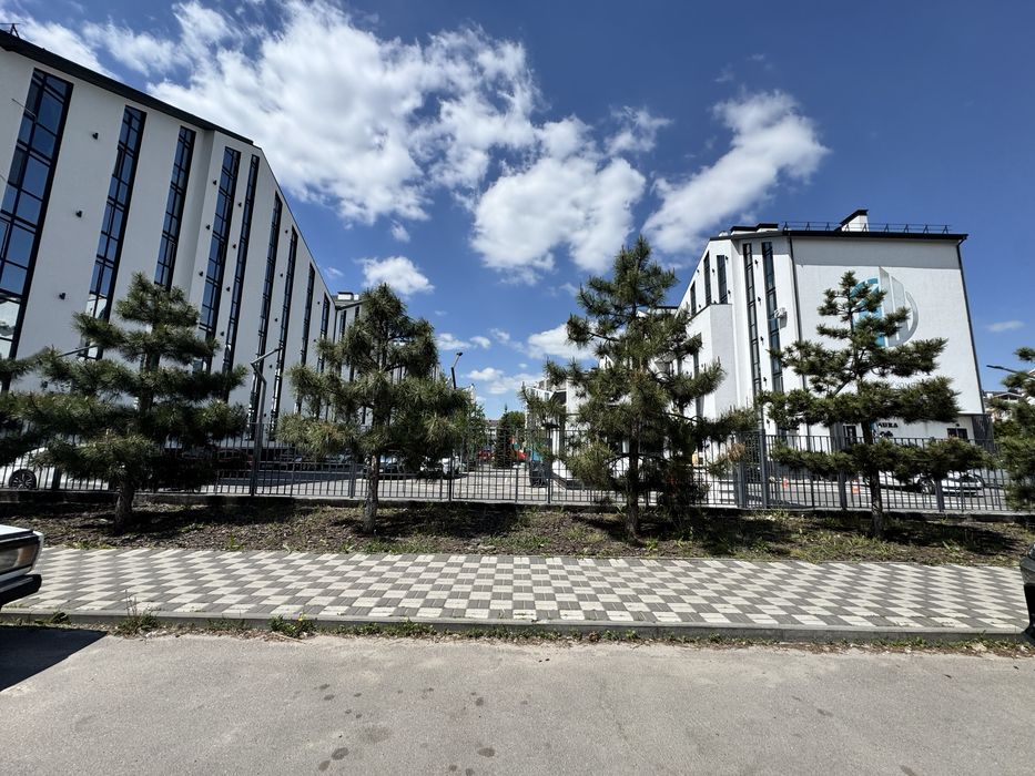 Крюківщина продаж ЖК Аура центр однокімнатноі квартири з двориком