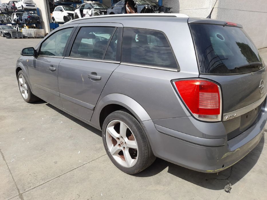 Para peças OPEL Astra H Caravan (L35)