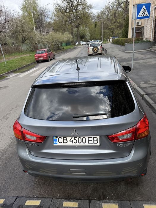 Mitsubishi ASX 2.0 • 2016 рік •газ/ бензин - від Власника