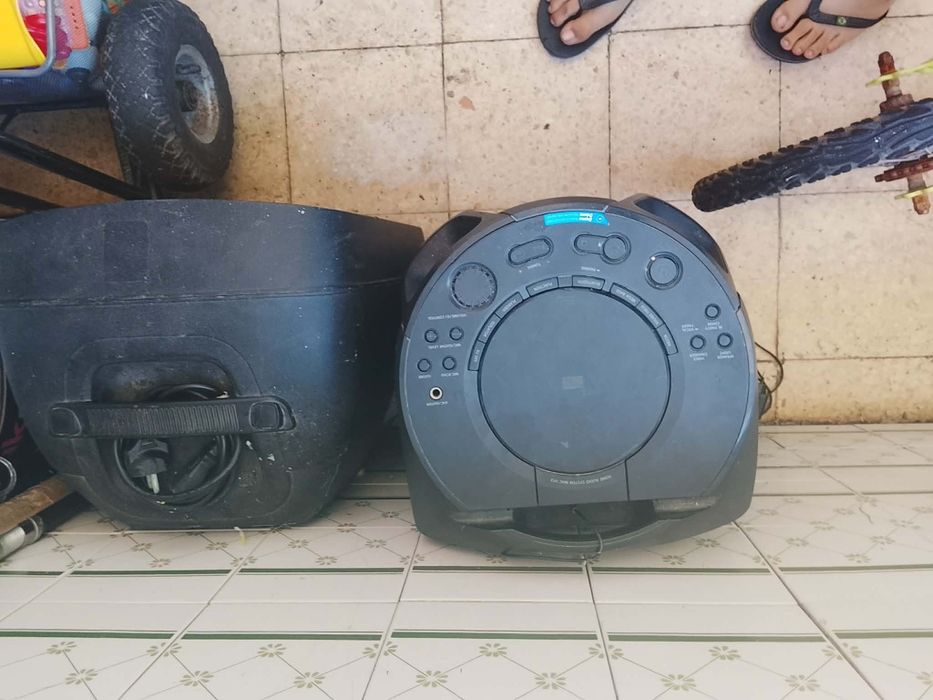 Colunas de som (ler descrição)