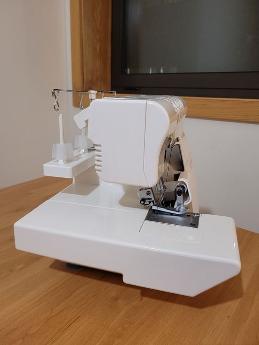 Máquina costurar