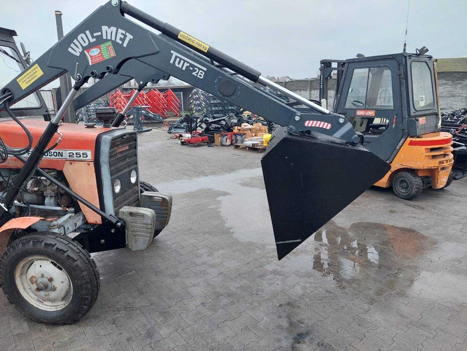 Ładowacz czołowy C-360 Euro ramka 2B Montaz WOL-MET