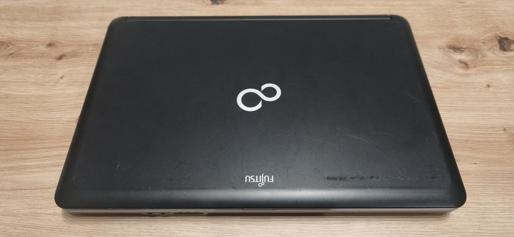 Laptop Fujitsu Lifebook A530 i5/4GB/320GB