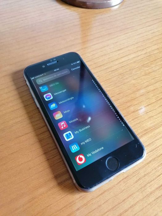 iPhone SE 2020 4.7" 64GB Branco - como novo