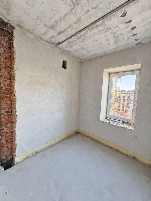 Дешево продаю 3 кімнатну квартиру Краківський