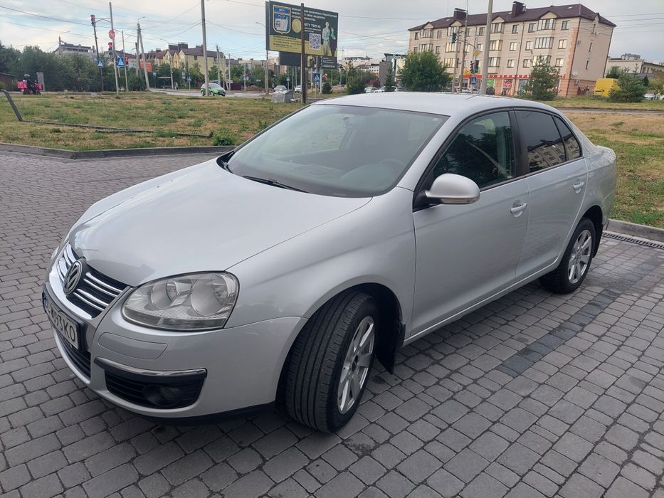 Vw jetta 2010, 1.6 mpi газ/бензин