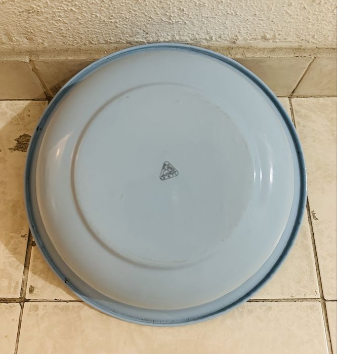 Enamelware436855292676034561