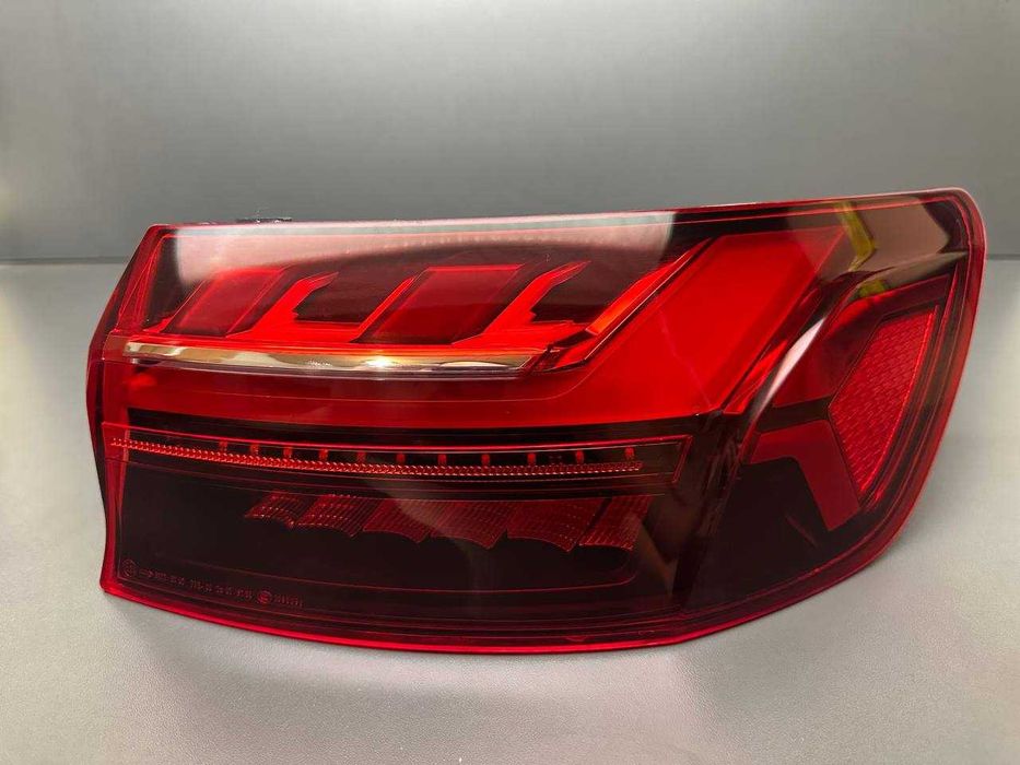 Оригінальні задні LED ліхтарі Audi A4 B9 рестайлінг Європа комплект