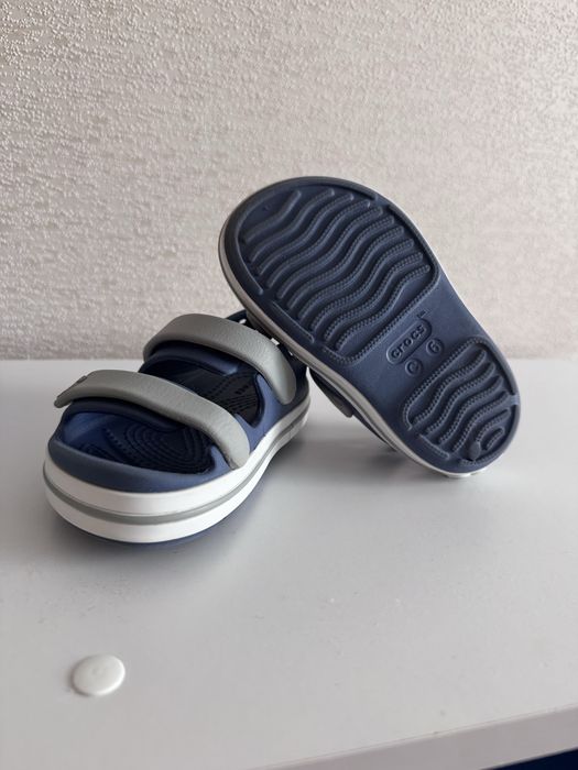 Сандалі crocs c6 22-23 розмір