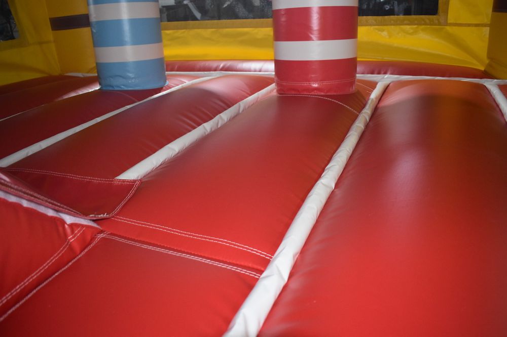 Insuflável Mini Multiplay Tubarão (novo)