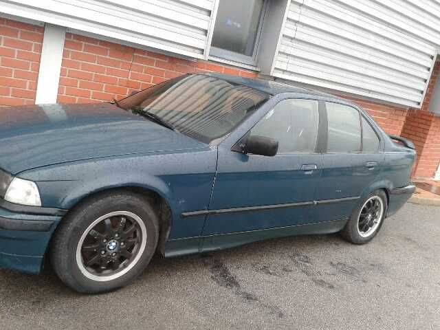 BMW E36 316i 93 Peças