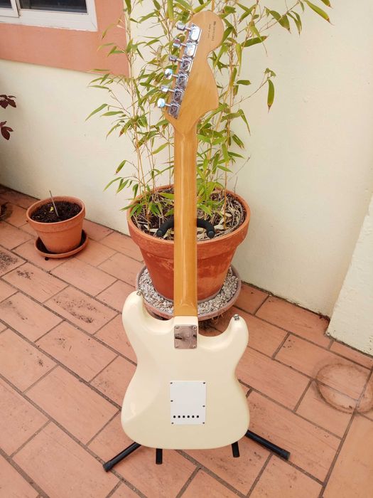 FENDER Stratocaster Jimi Hendrix LEFT HAND / Canhoto Guitar / Guitarra