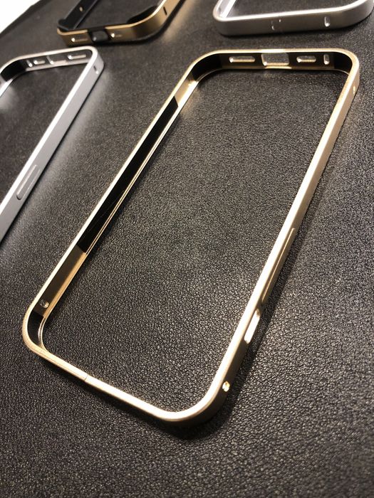 Capas iPhone 13 transparente e Molduras