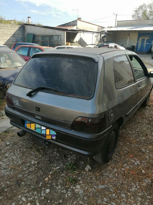 Renault Clio 1.9 Diesel 2 lugares Boa mecânica