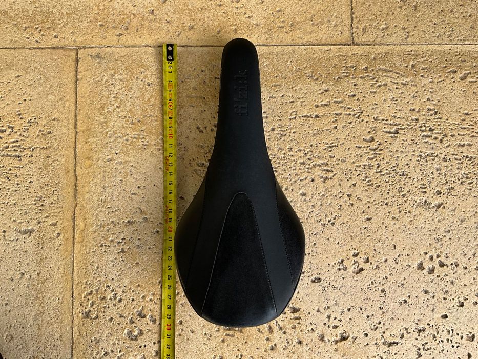 Selim fi’zi:k Nisene