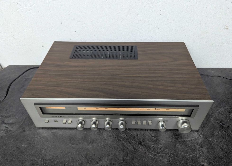 Cтерео ресивер Rotel RX-403