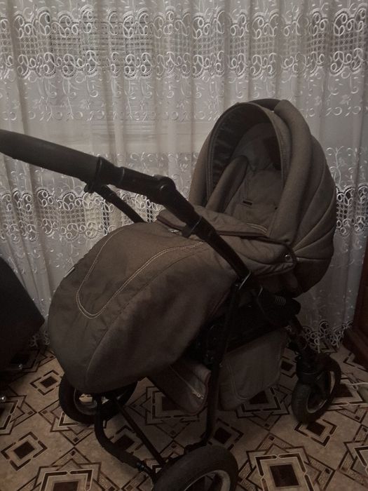 Коляска детская Adamex