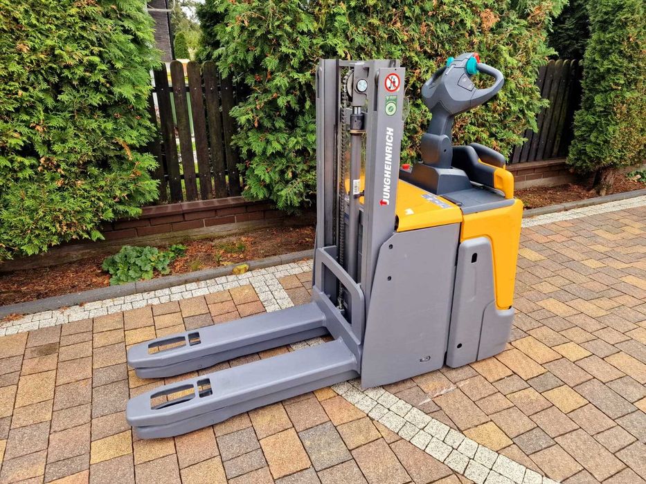 Jungheinrich ERD 220 Masztowy elektryczny Wózek Widłowy Widły 115cm FV