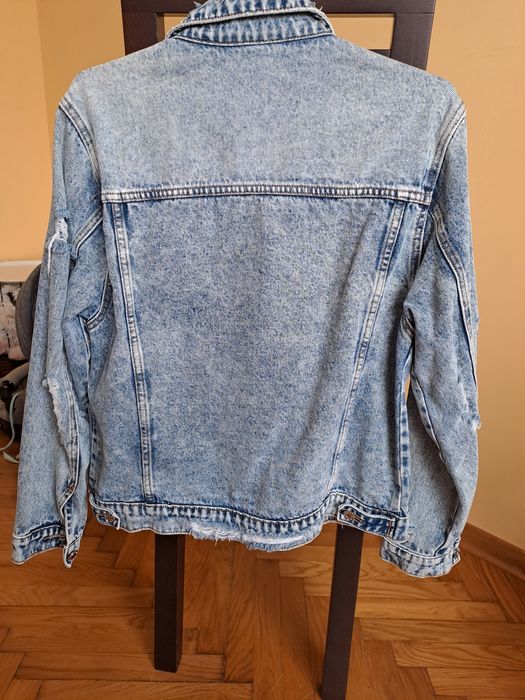 Katana jeansowa z dziurami