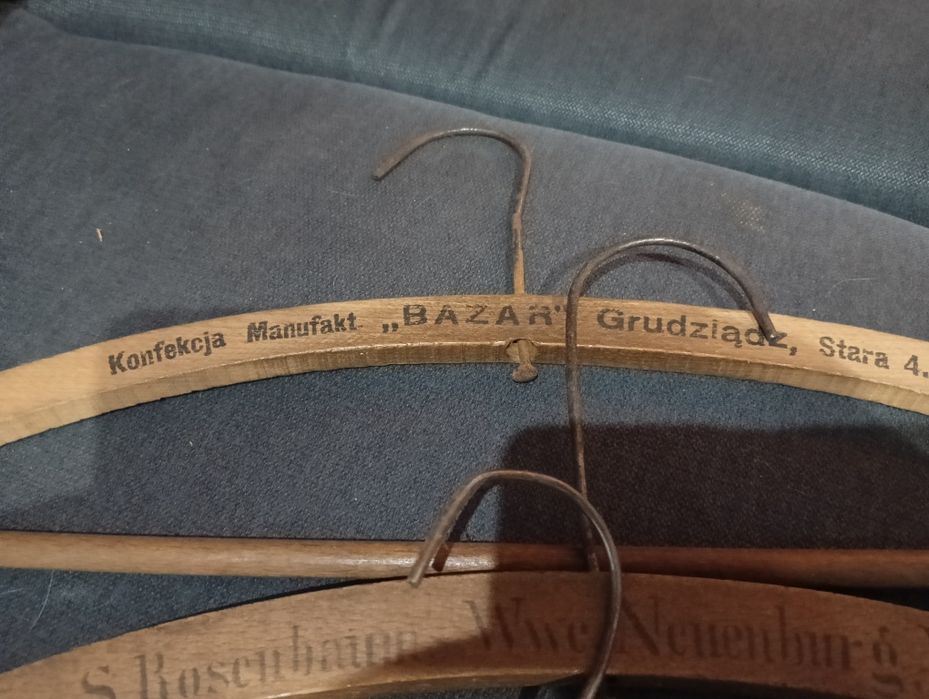 Wieszaki kilka sztuk dawne czasy