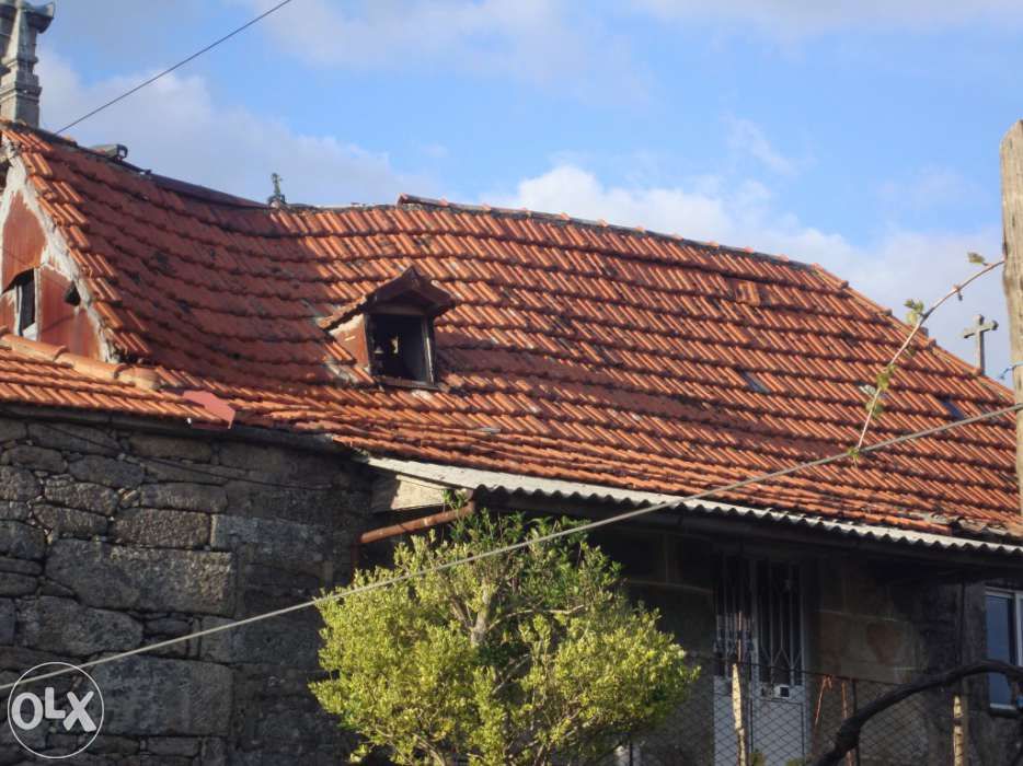 Moradia rústica perto Gerês para recuperar - Vendo