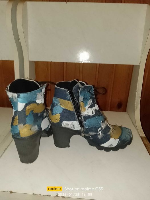 Unikatowe botki damskie 25,5 cm wkladka