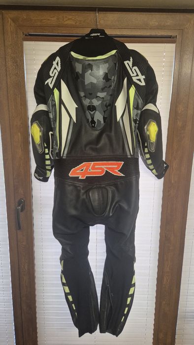 Kombinezon 4SR jednoczęściowy r.48