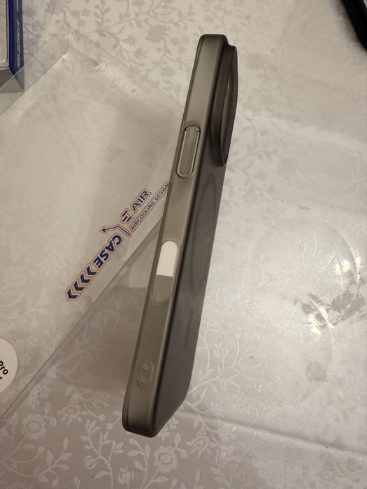 Чехол для iPhone 16pro
