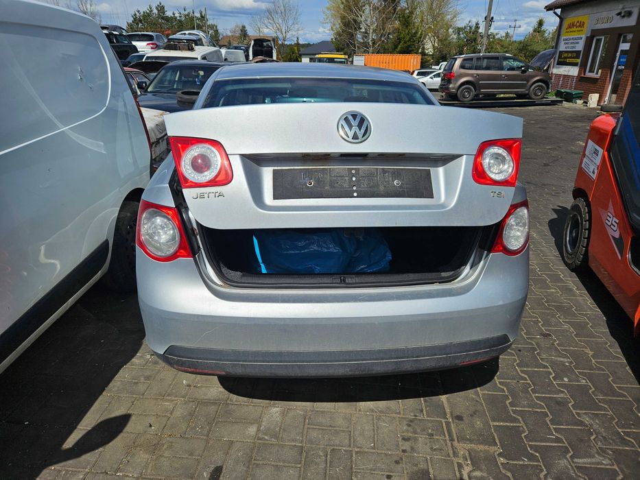 Volkswagen JETTA 1.4 2010 ROK