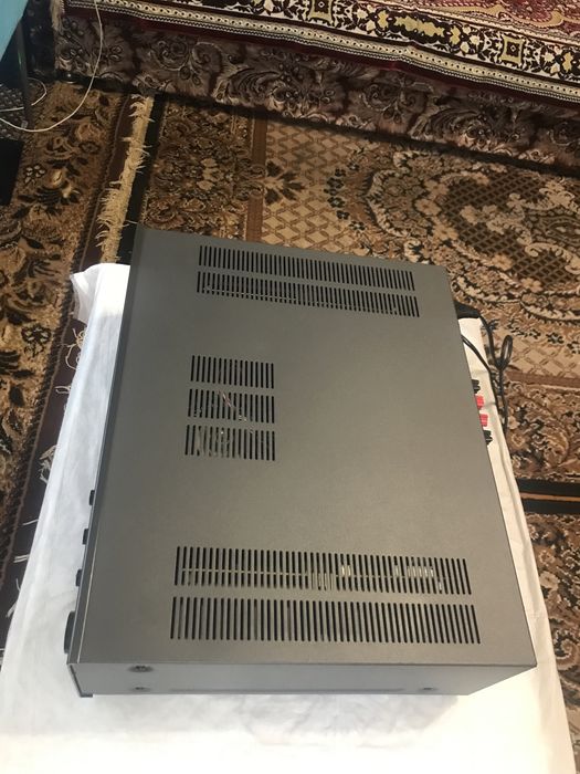 Посилювач NAD 370
