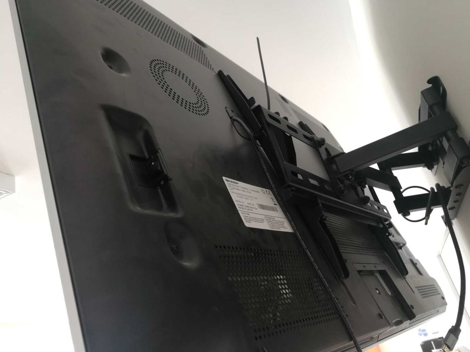 Telewizor SHARP LC 40LE820E + oryginalny pilot (Made in Japan)