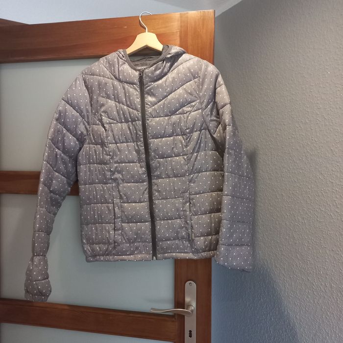 Kurtka z kapturem przejściowa