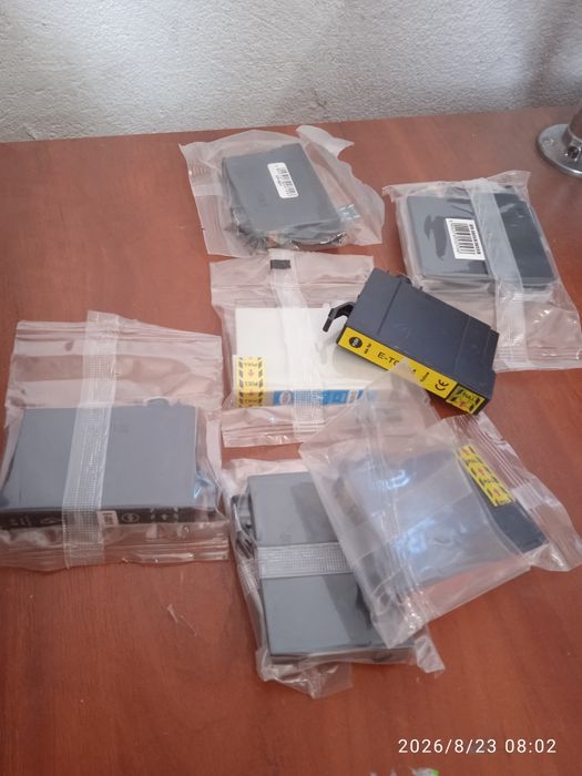 Продаю картриджі для принтера повністю нові кому треба купити ціна недорого тільки післяплата готівкою у відділенні Нова пошта