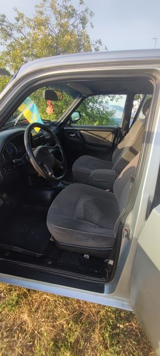 Продам Волга 31105