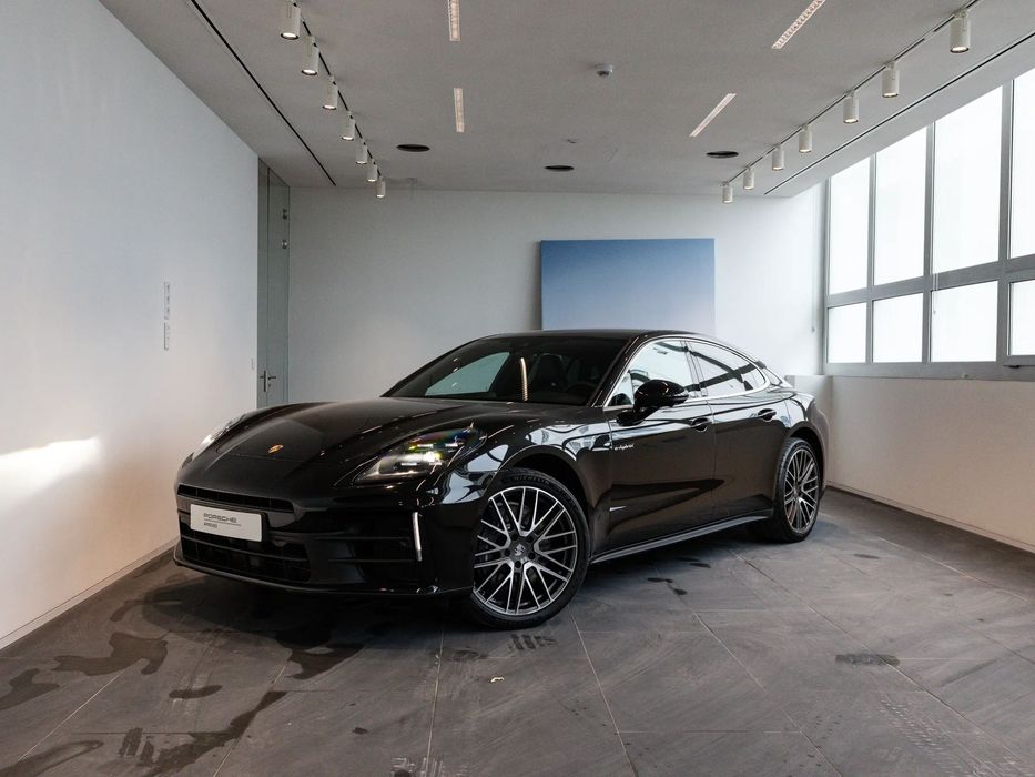 Porsche Panamera 4 E-Hybrid
