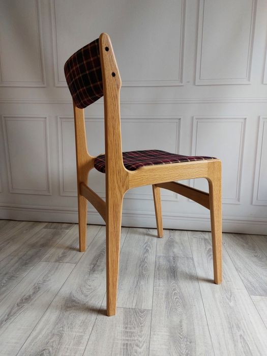 Duńskie krzesło vintage lata 60. – styl Erik Buch