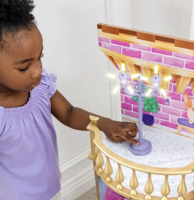 Ляльковий будинок  KIDKRAFT PRINCESS CASTLE LIGHT and sound