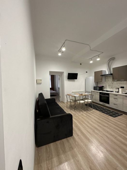 Подобова оренда центр Львова