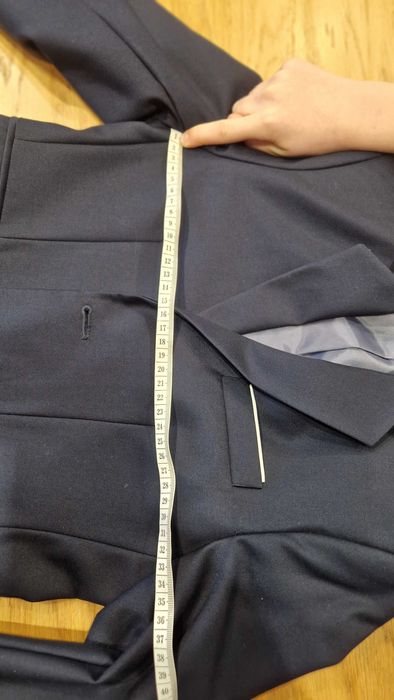 Garnitur na komunię - komunijny granatowy r. 134 pasek skórzany gratis