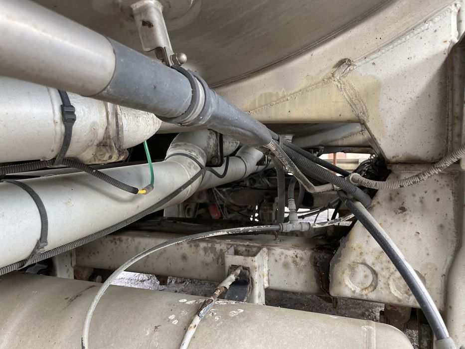 Напівпричіп цистерна Magyar SR 1997р.