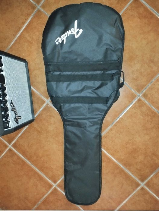 Pack Guitarra Stratocaster HSS