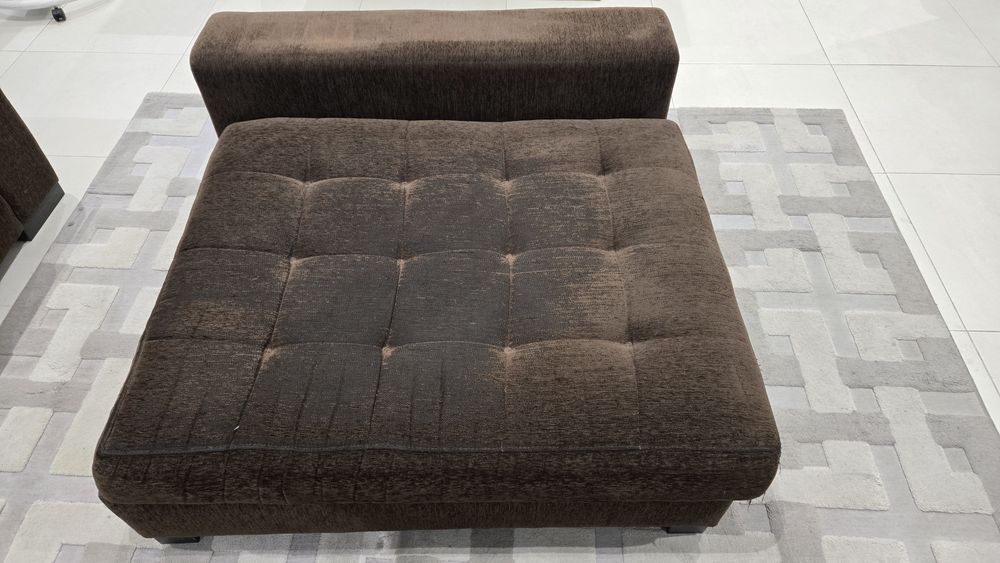 Sofá com chaise longue