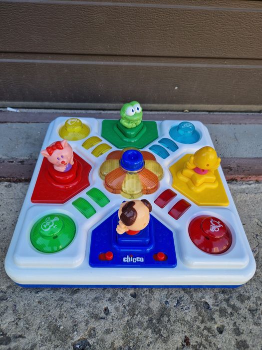 Продам дитячу іграшку Chicco для розвитку