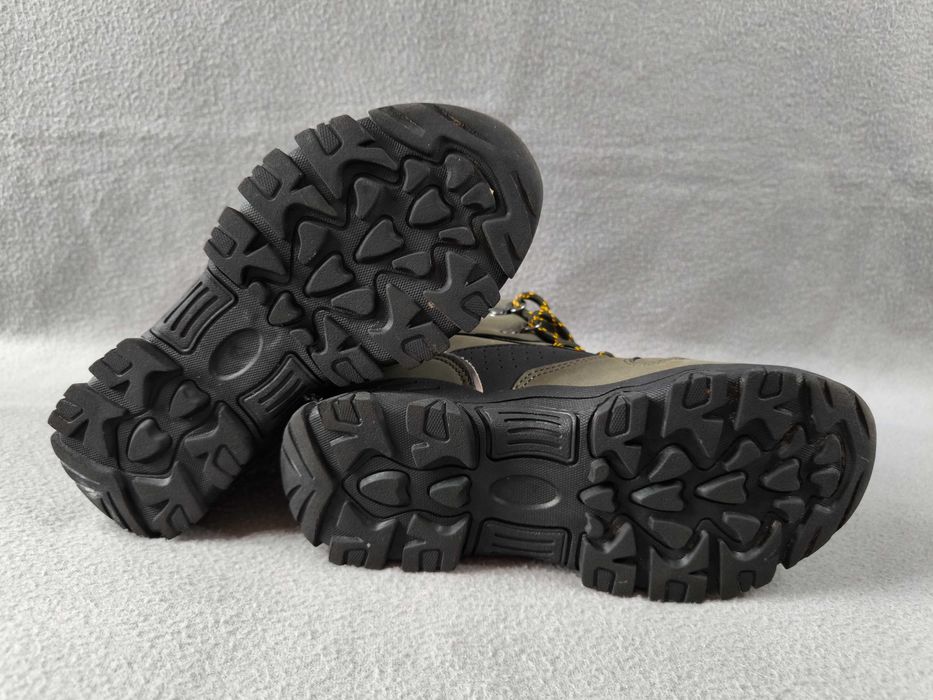 Термоботинки детские Primark, размер 33-34, стелька 21 см